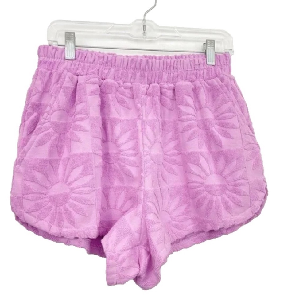 L* Space Soleil Shorts in Rosebud - Size L! Like New - Picture 8 of 10